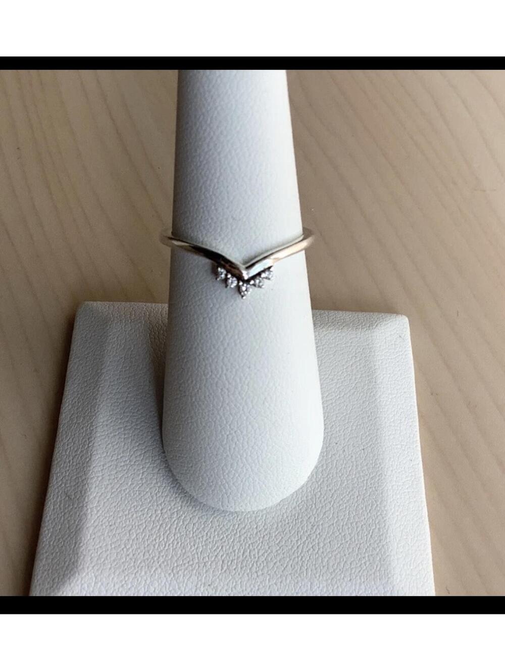 Authentic Pandora Tiara Wishbone Ring with Clear CZ (Sterling Silver Size 9